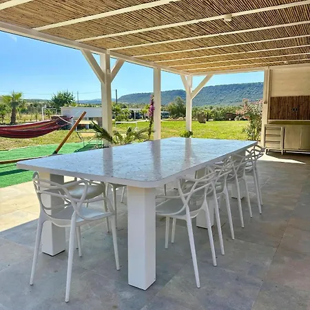 Monte Calvia Villa