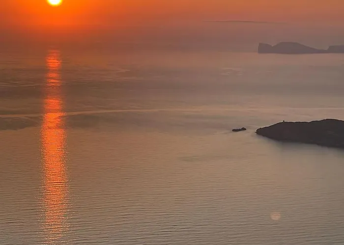 Monte Calvia Villa *